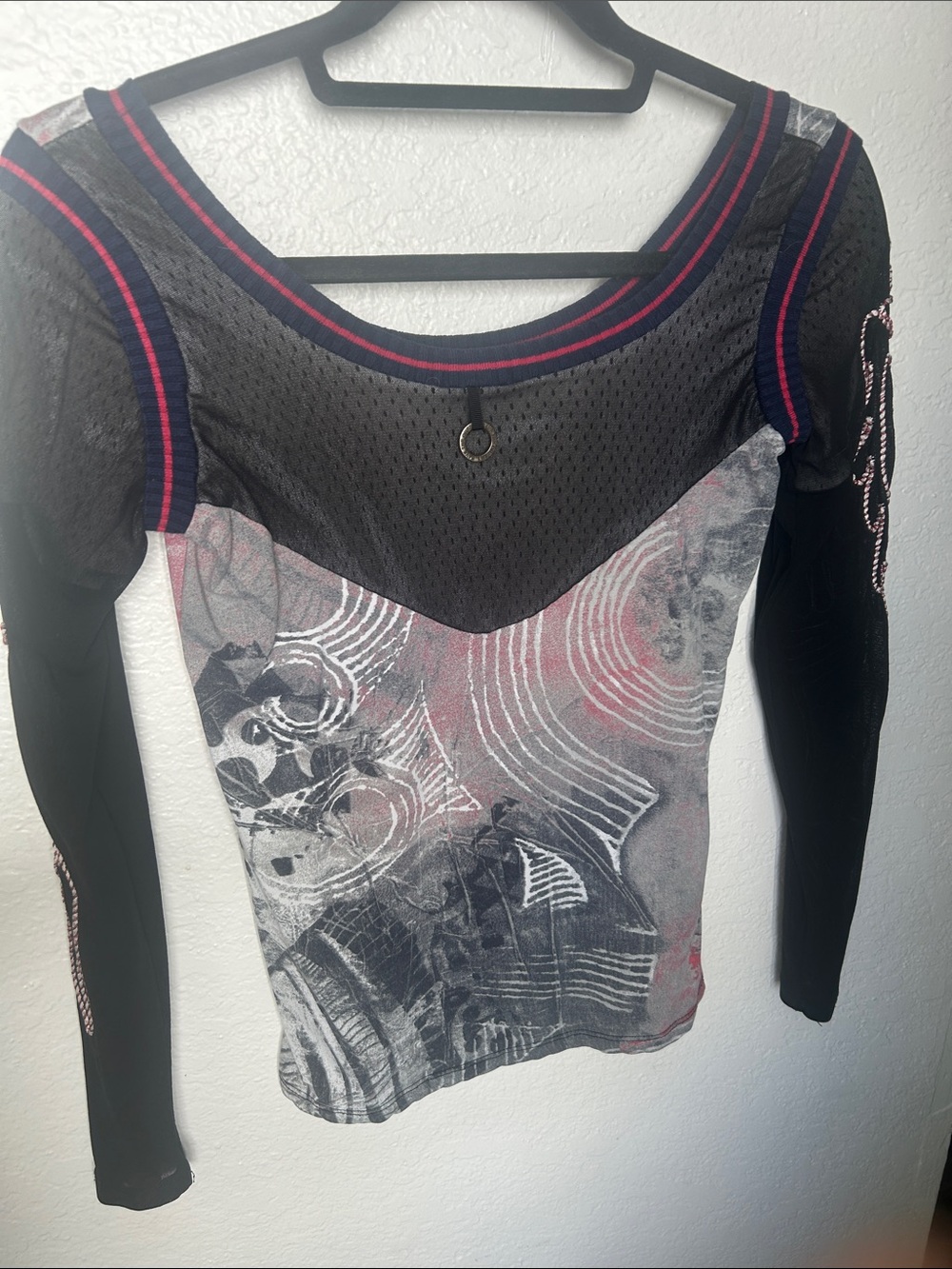 Save The Queen Black & Pink Graphic Long-Sleeve Tee - Picture 3 of 3